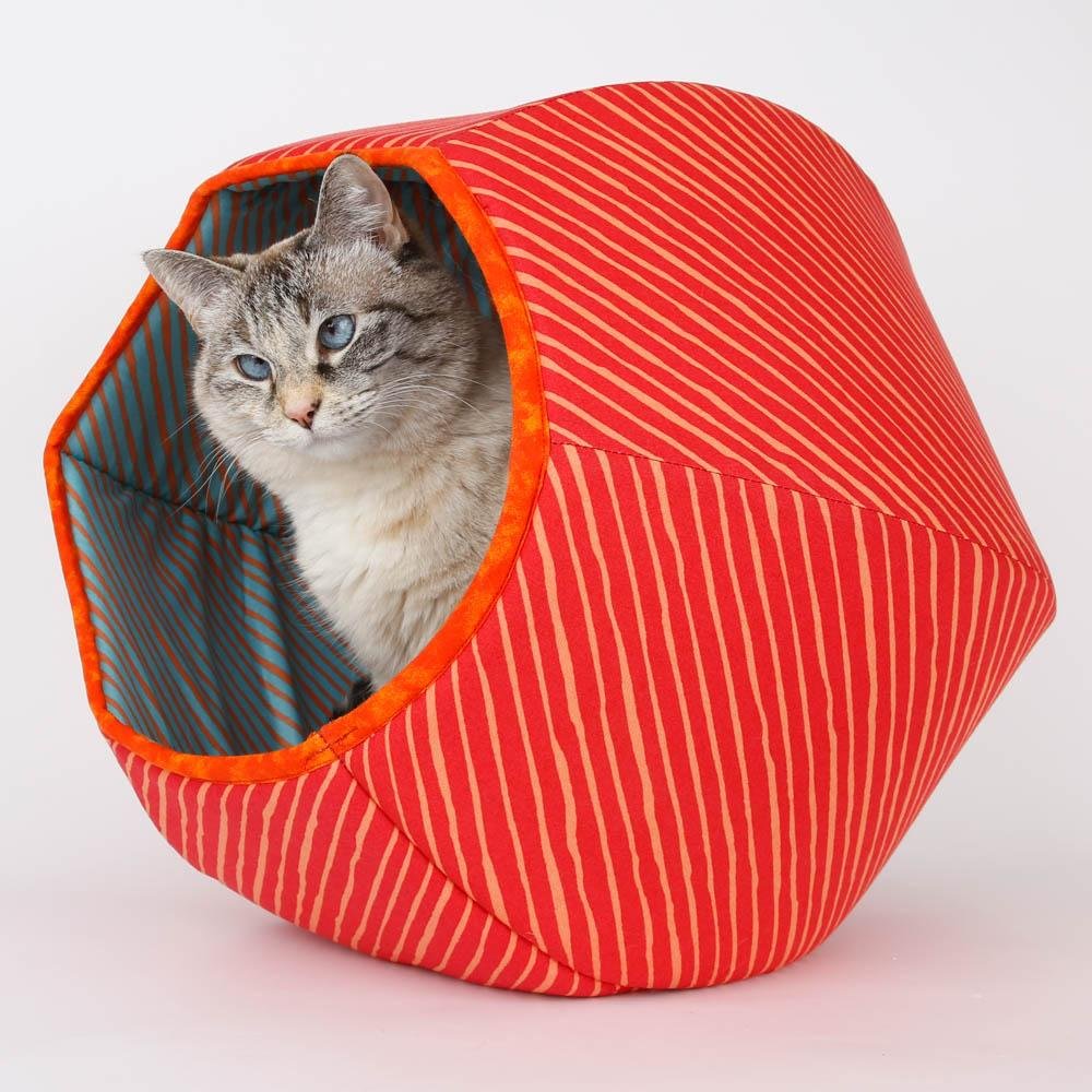 Cat Ball Bed