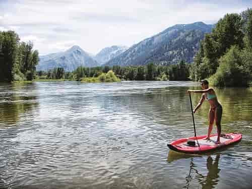 Leavenworth paddleboarding. Photo: Icicle TV