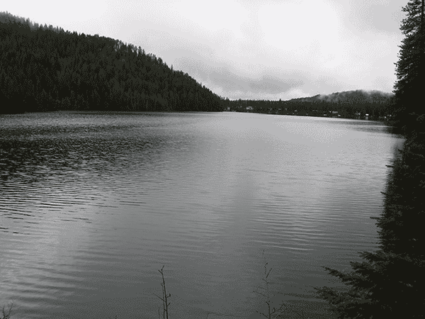 Photo of Bead Lake by Holly Weiler.